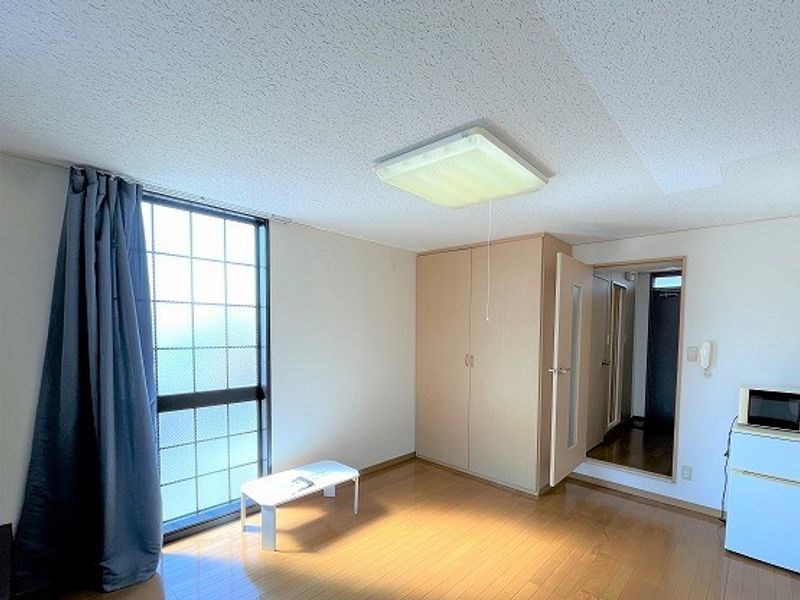 leopalace Nishikinohama A 客厅