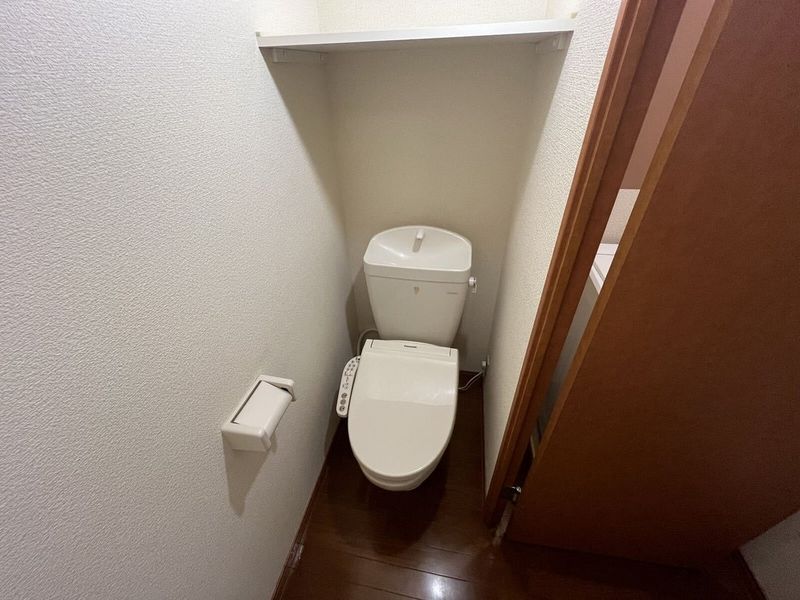 レオパレスフォーサイト　松山 トイレ