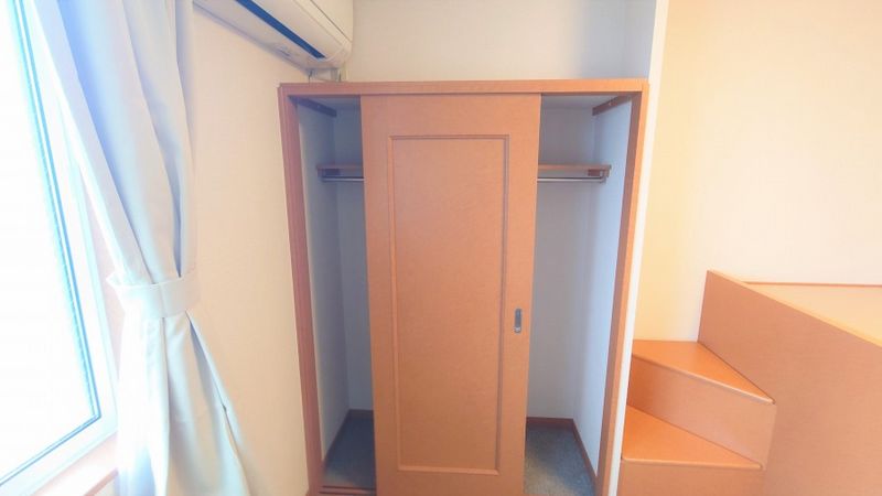 レオパレスメイプル 収納