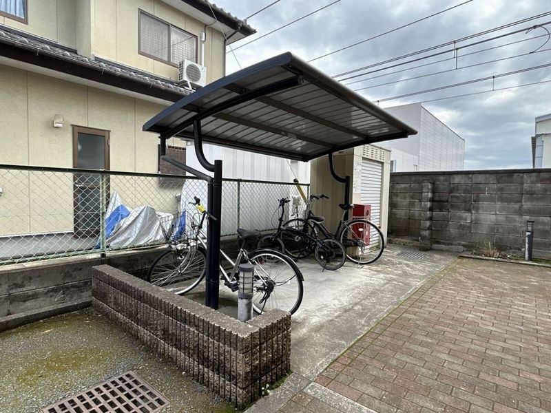 レオパレスラフィーニア 共用部分