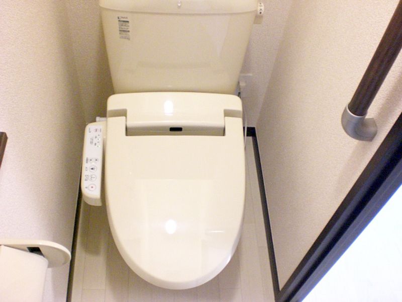 レオネクストエステシティⅢ トイレ