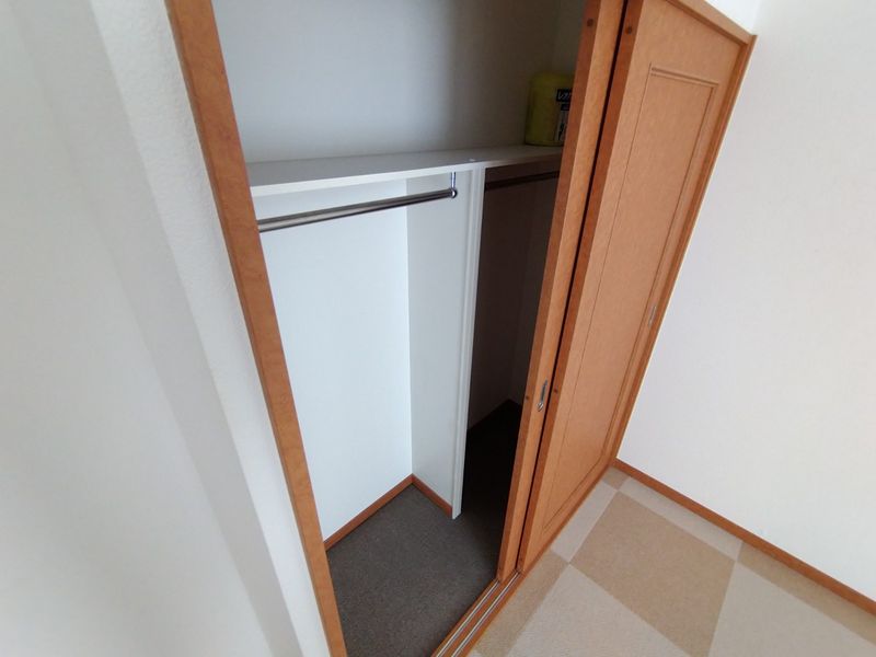 レオパレス三田 収納