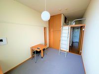 レオパレスアンソレイエ 居間