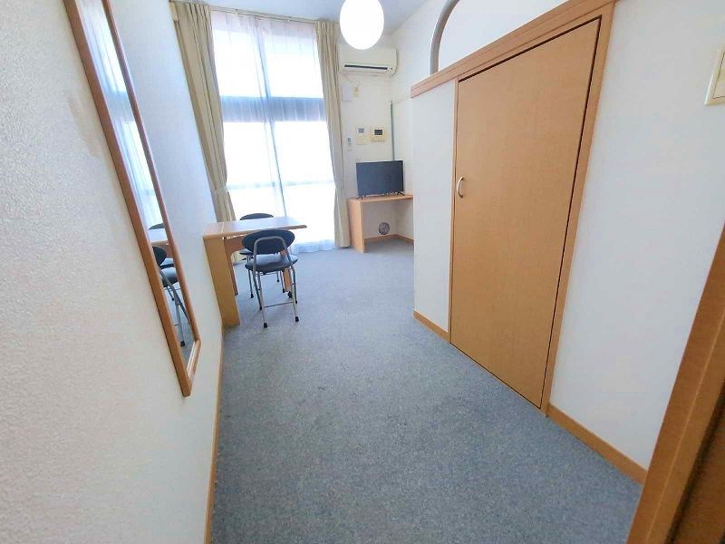 レオパレスアットホーム 居間