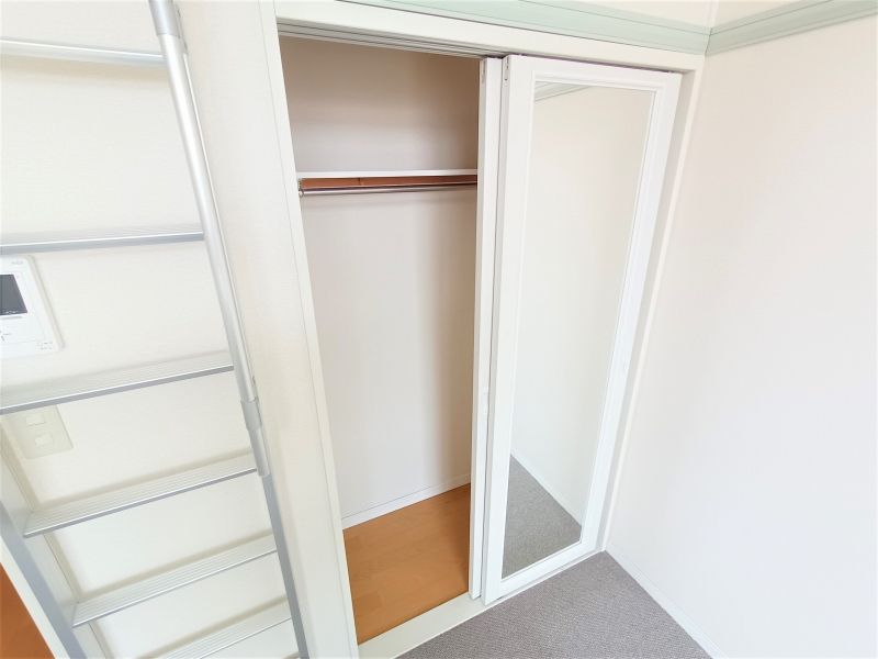 レオパレスＦＵＫＯＮＯ弐番館 収納