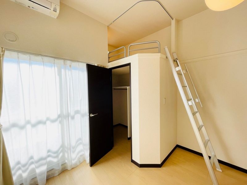 レオネクスト成沢 収納