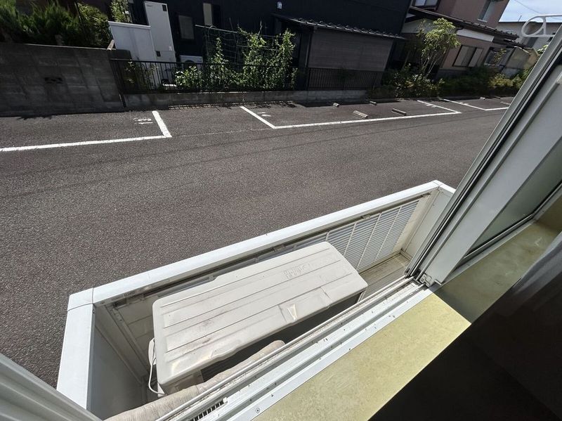 レオパレスクリスタルガーデン バルコニー