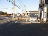 レオパレスパストラル 駐車場