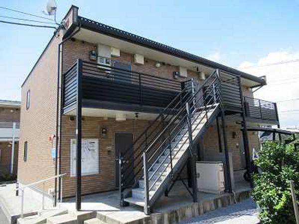 Bên ngoài LEONEXT Dai