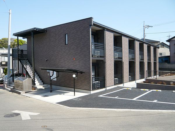 LEONEXT Papillon C exterior