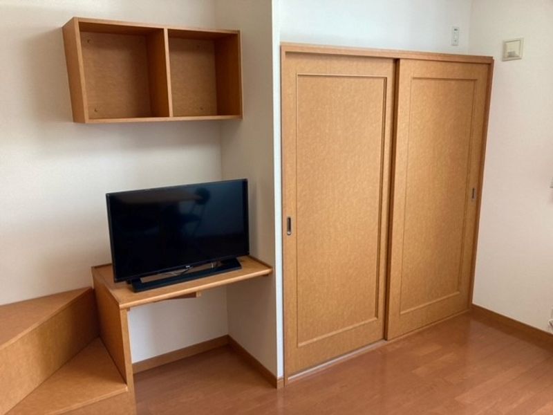 レオパレスタウンコート石川Ⅲ 収納