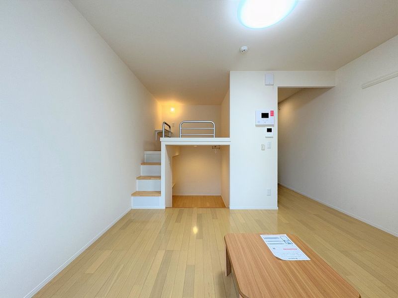 レオネクスト西宮北参番館 居間