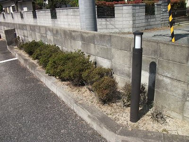 レオパレスラ　ペンナ 庭