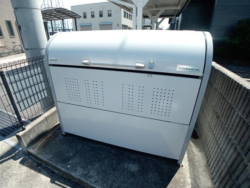 レオパレス平吉 共用部分