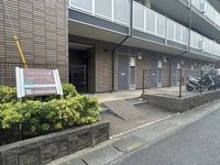 レオパレスサントーヨーⅡ エントランス