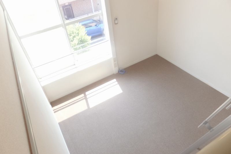 レオパレス諏訪 居間