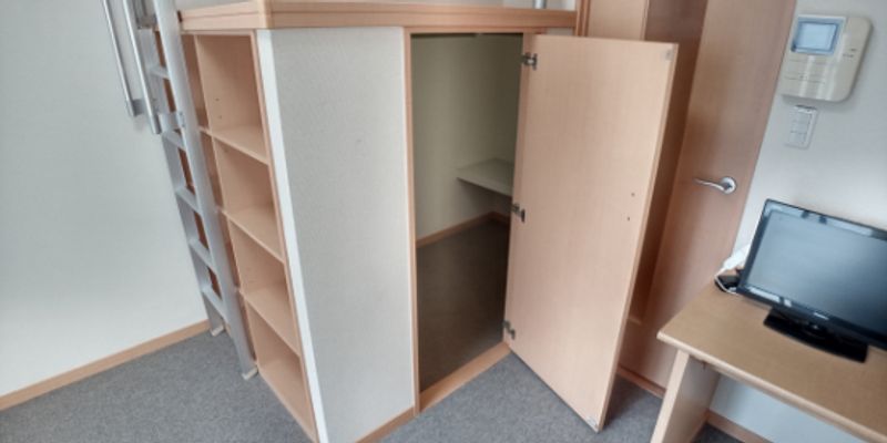 レオパレススカイトレイン 収納