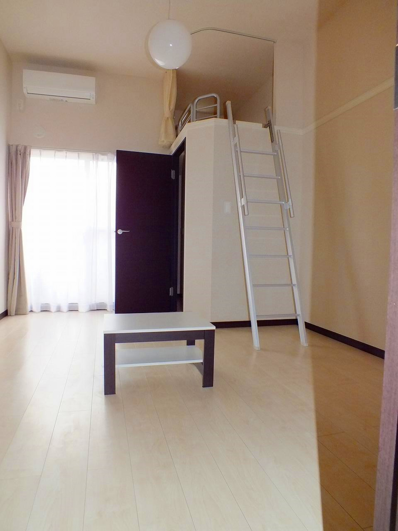 LEONEXT Sorriso Living room