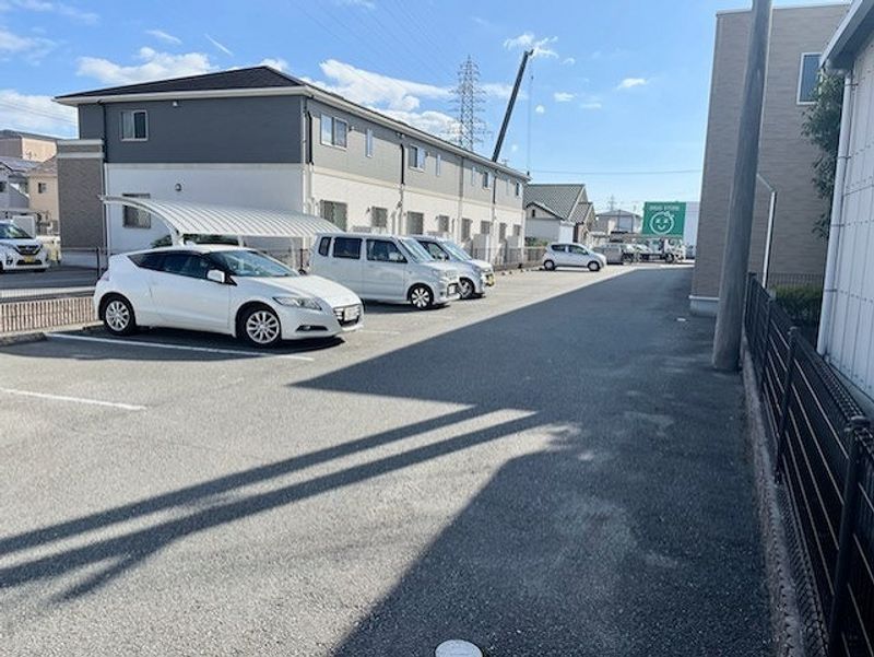 レオネクストフィオーレ太子 駐車場