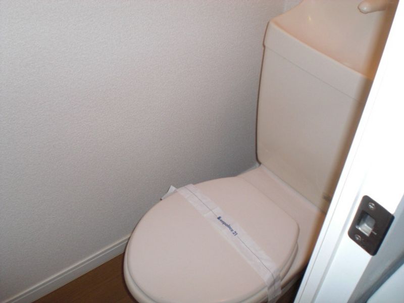 レオパレス井内 トイレ