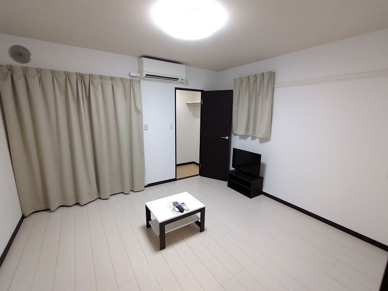 レオネクストｓｐｒｉｎｇｓ 居間