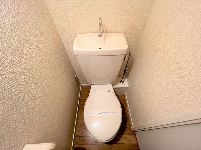 レオパレスかつらぎ トイレ