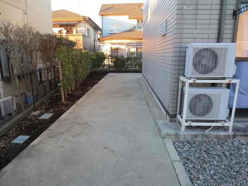 レオパレスアイビス エントランス