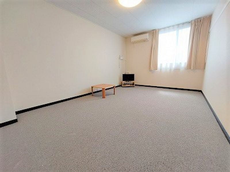 レオネクストＣＨＩＦＵＴＡＫＡ 居間
