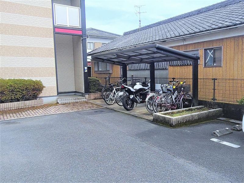 レオパレスレジデンス城ヶ崎 共用部分