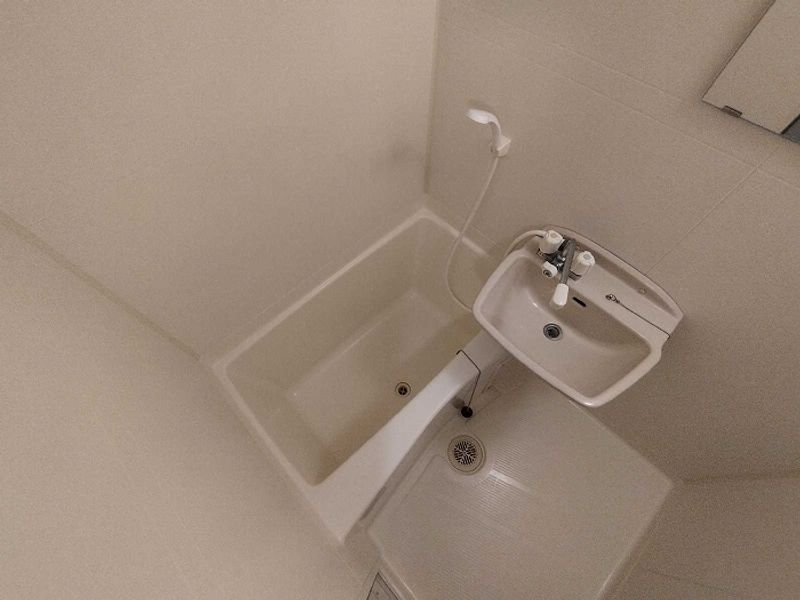 レオパレスシャンテＢ 風呂