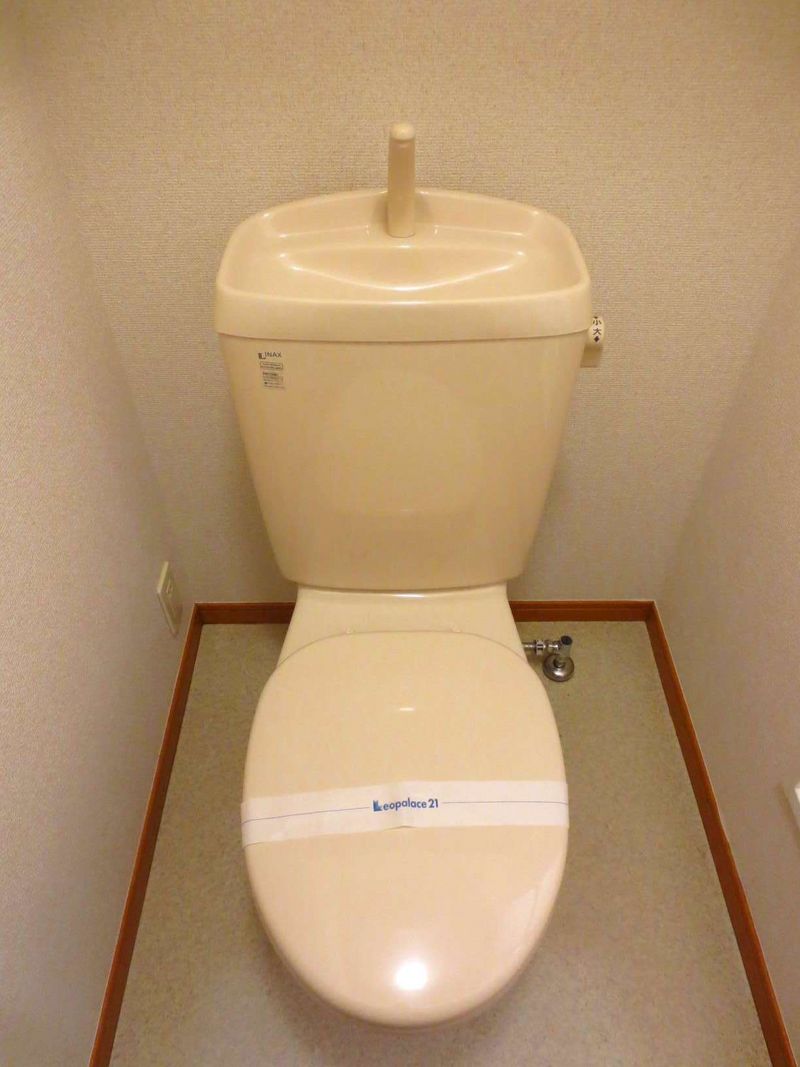 レオパレスグレース　Ｌｅｄａ トイレ