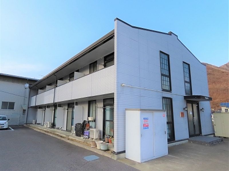 レオパレスコンフォール 外観