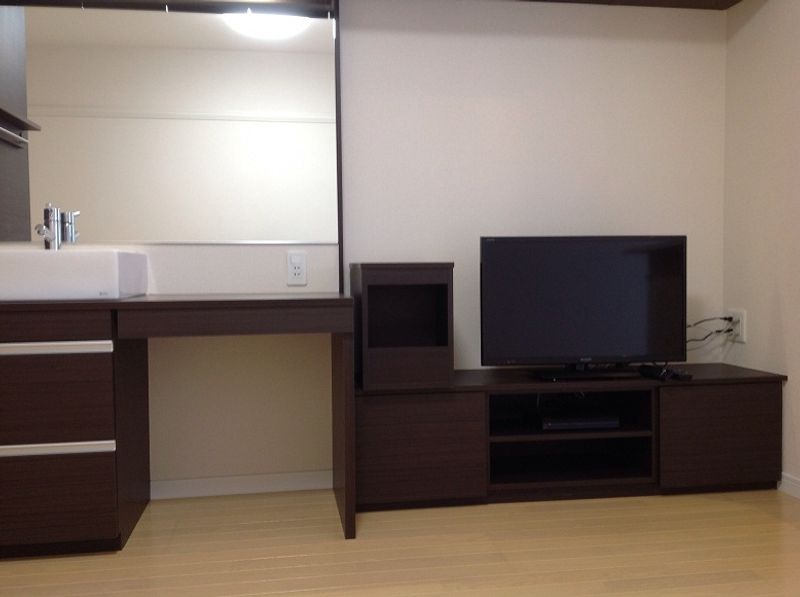 レオネクストトラッド湯河原 居間