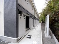 レオネクストＶＩＳＴＡⅢ 玄関