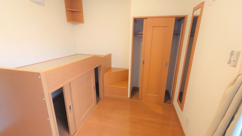 レオパレス実の留 収納