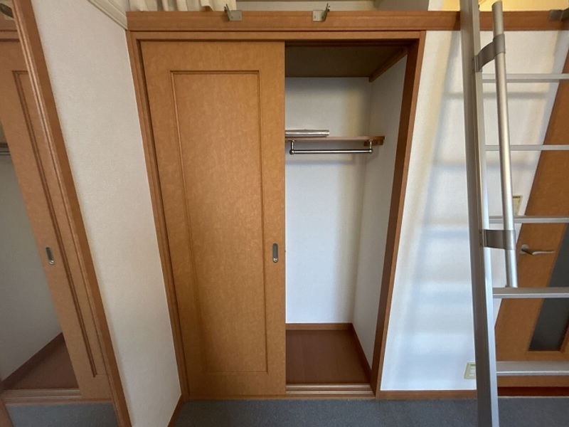 レオパレスエルデン 収納