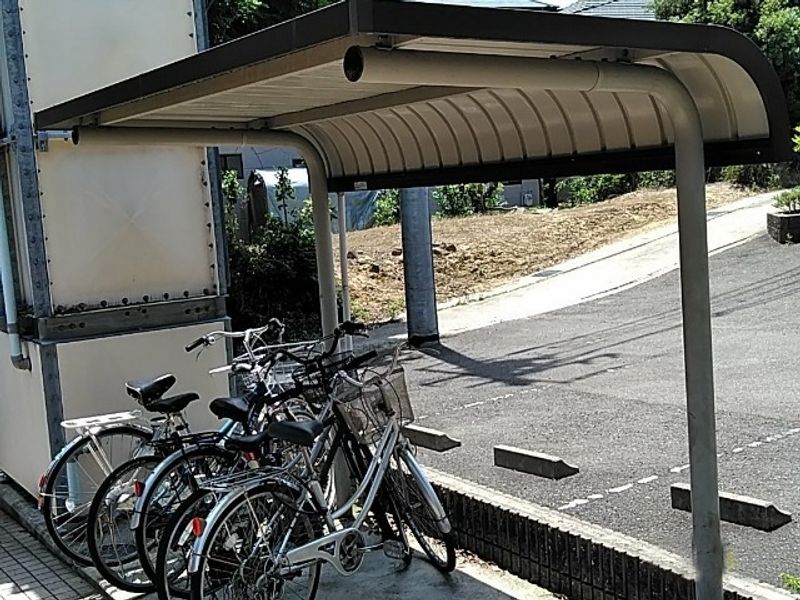 レオパレスＫＯＺＡＫＡ８ 共用部分
