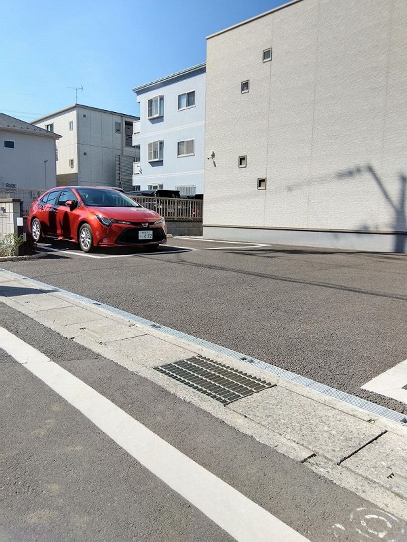 クレイノフィークス 駐車場