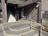 レオネクストブラザーズハイツ エントランス