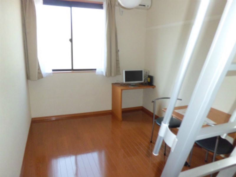 レオパレスＩＮＮ　オオタ 居間