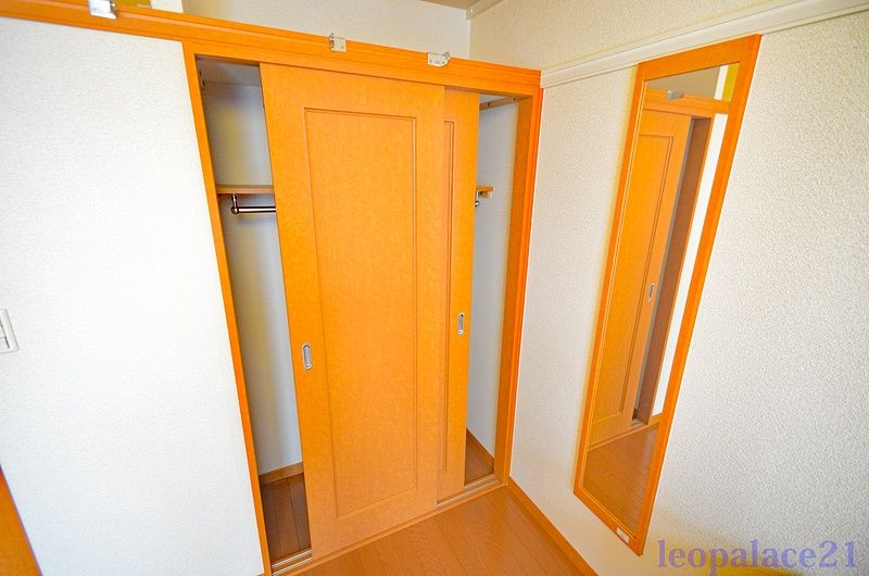 レオパレスメルベーユ参番館 収納
