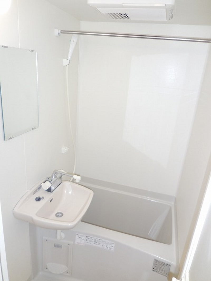 LEONEXT Jubilee Bathroom