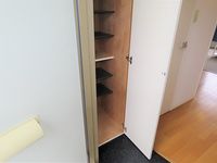 レオパレスニスモ 玄関