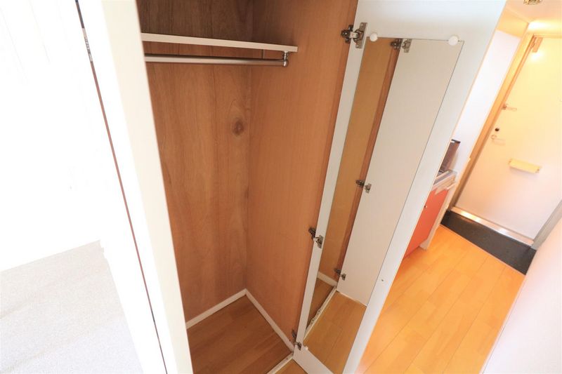 レオパレスファースト 収納