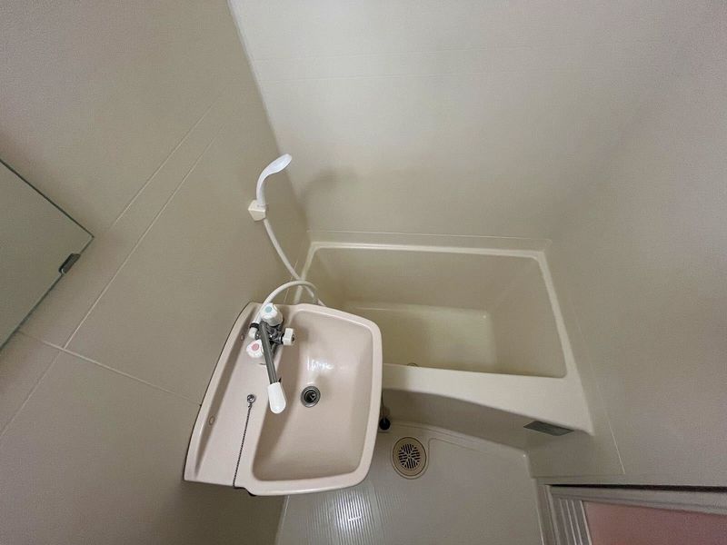 leopalace A Bond Bathroom