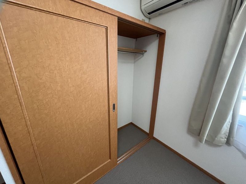 レオパレスグランドカメリアⅡ 収納