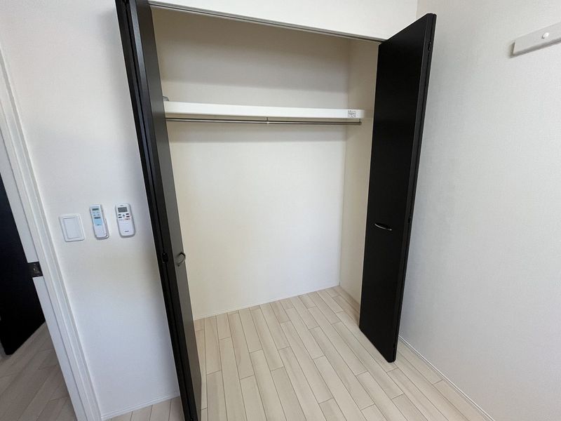 レオパレスリアン庄内 収納