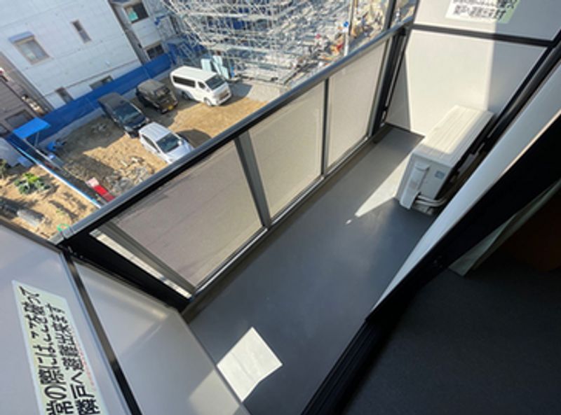 レオパレスネスト中百舌鳥 バルコニー