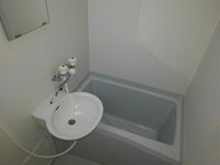 レオパレスシュベリュール 風呂