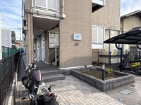 leopalace Karin Entrance